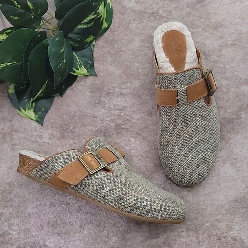 Zodiac Fabric Maui 1 Faux Fur Slip-on Clogs NEW Women's 8.5